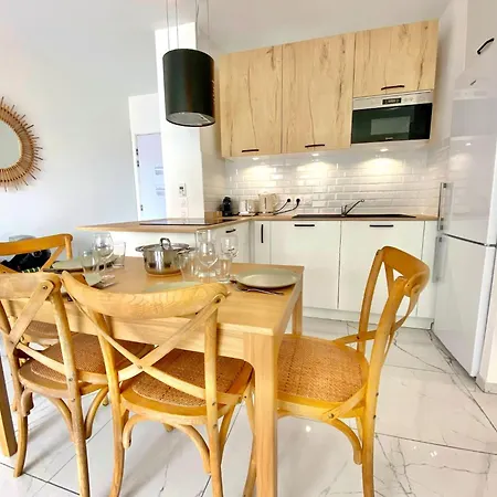'cap Riviera' Proche Gare Et Centre Appartement