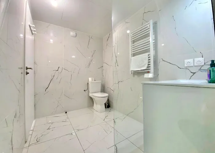 'cap Riviera' Proche Gare Et Centre Mentona