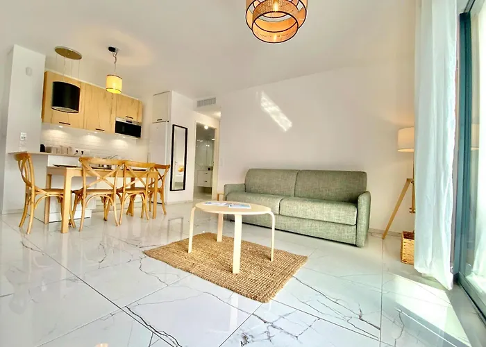 'cap Riviera' Proche Gare Et Centre